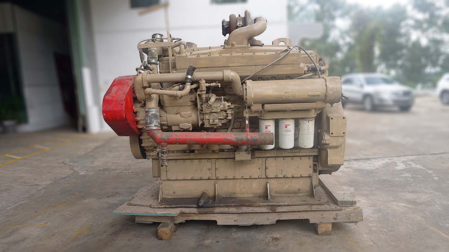 Động cơ thuỷ Cummins VTA1710. 685HP @ 2000RPM