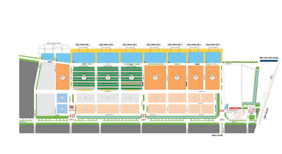 Cảng quốc tế Long An hiện có 7 cầu cảng với tổng chiều dài lên tới 1.670m
